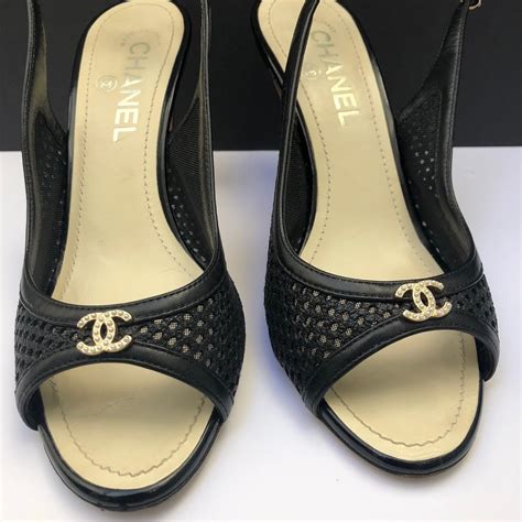 chanel classic black pumps|chanel pumps with pearl heel.